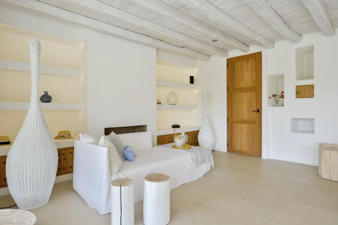 Wonderful Ibiza Blakstad San Rafael 5 Bedrooms A Tranquil Location Not Far Away From San Rafael San Rafael Villa